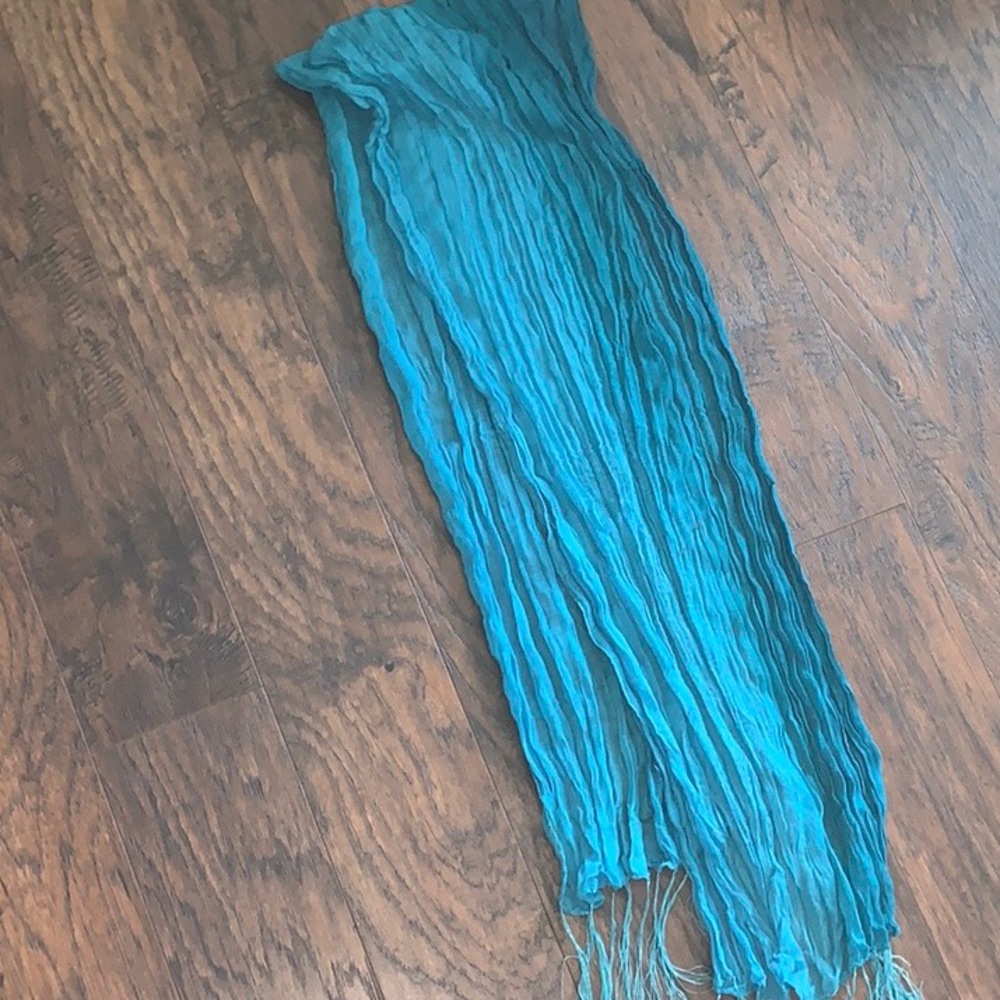 Blue scarf - Picture 8 of 8